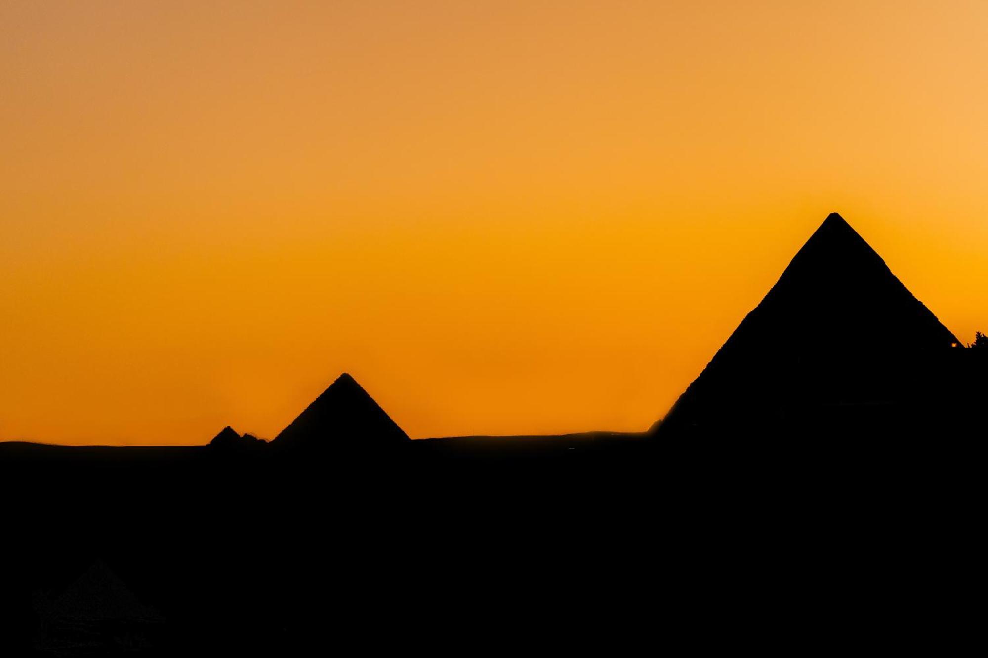 Pyramids Island Bed & Breakfast Kafrat al Jabal Exterior photo