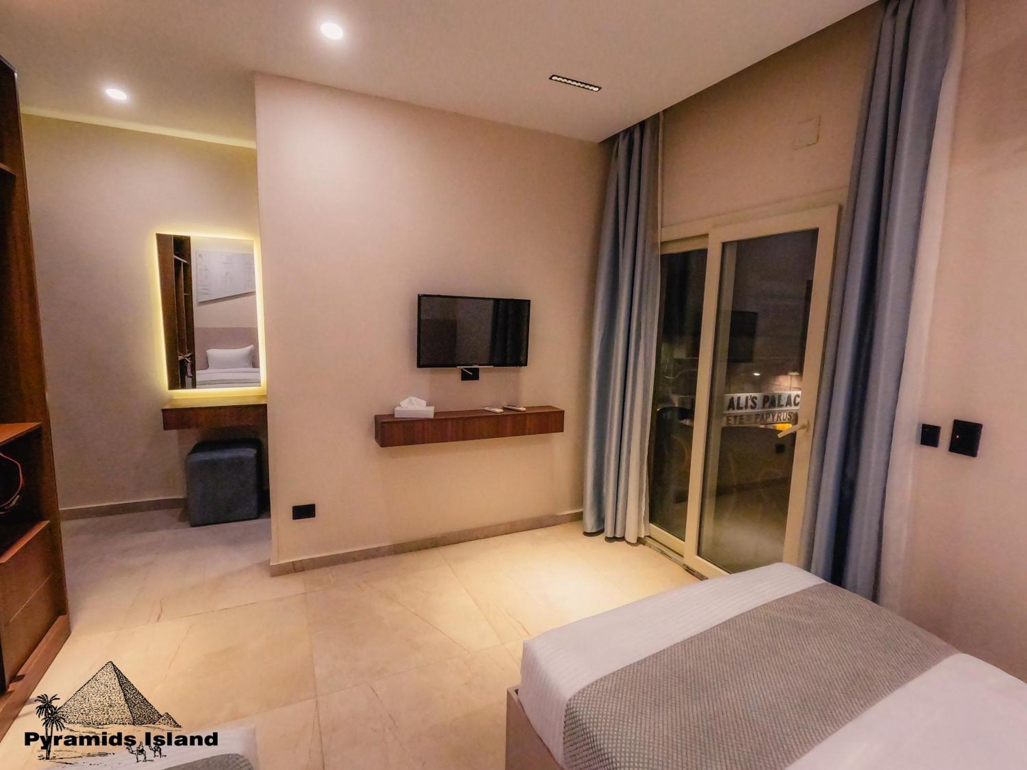 Pyramids Island Bed & Breakfast Kafrat al Jabal Exterior photo
